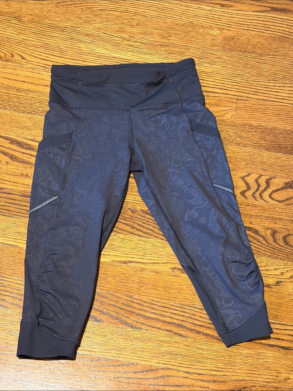 lululemon athletica Navy Paisley Capri Leggings